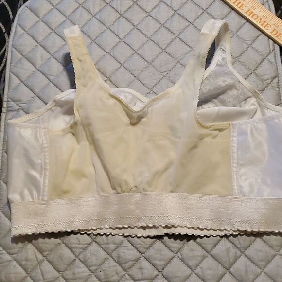 Vintage woman bra no tag - Picture 4 of 7